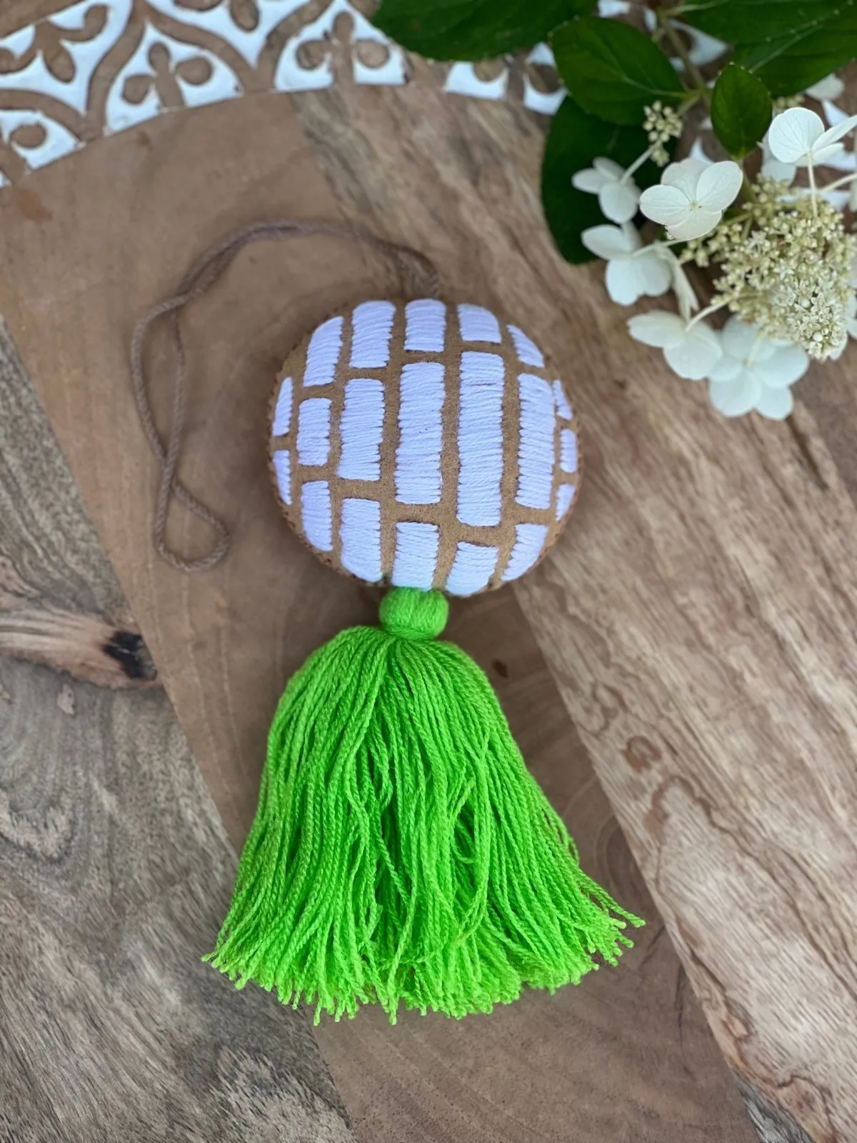 Concha Keychain