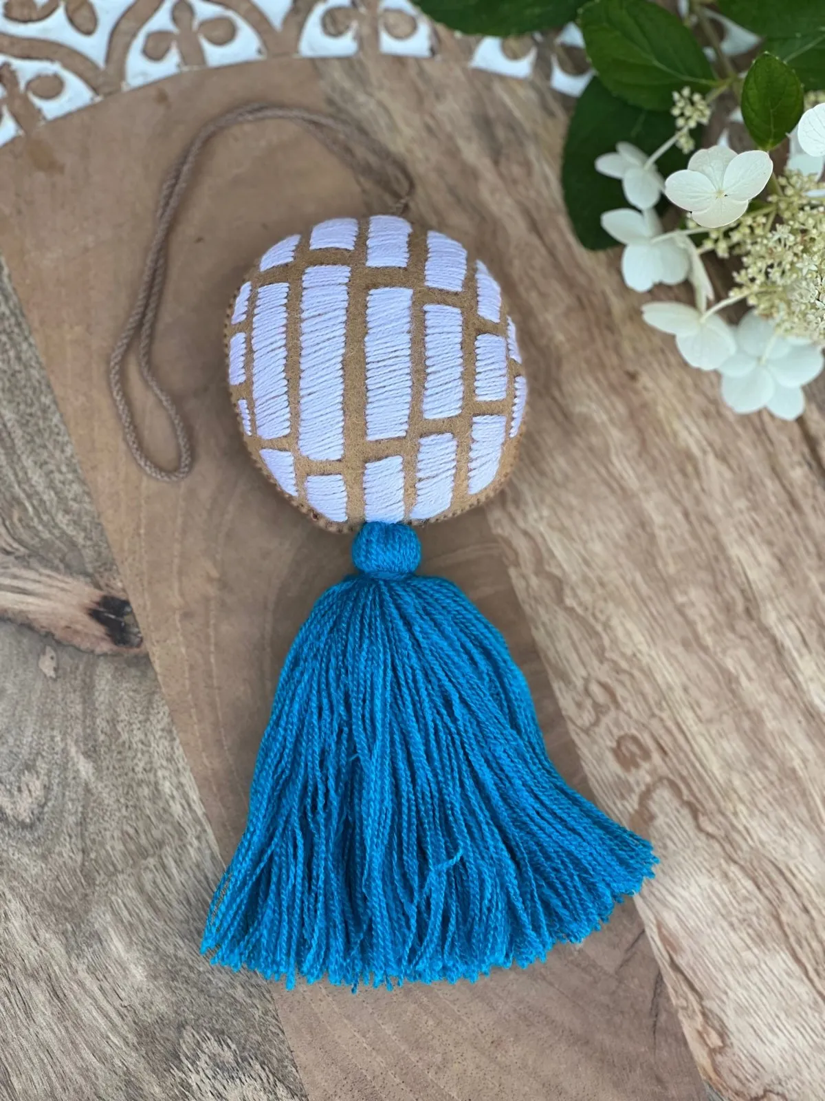 Concha Keychain