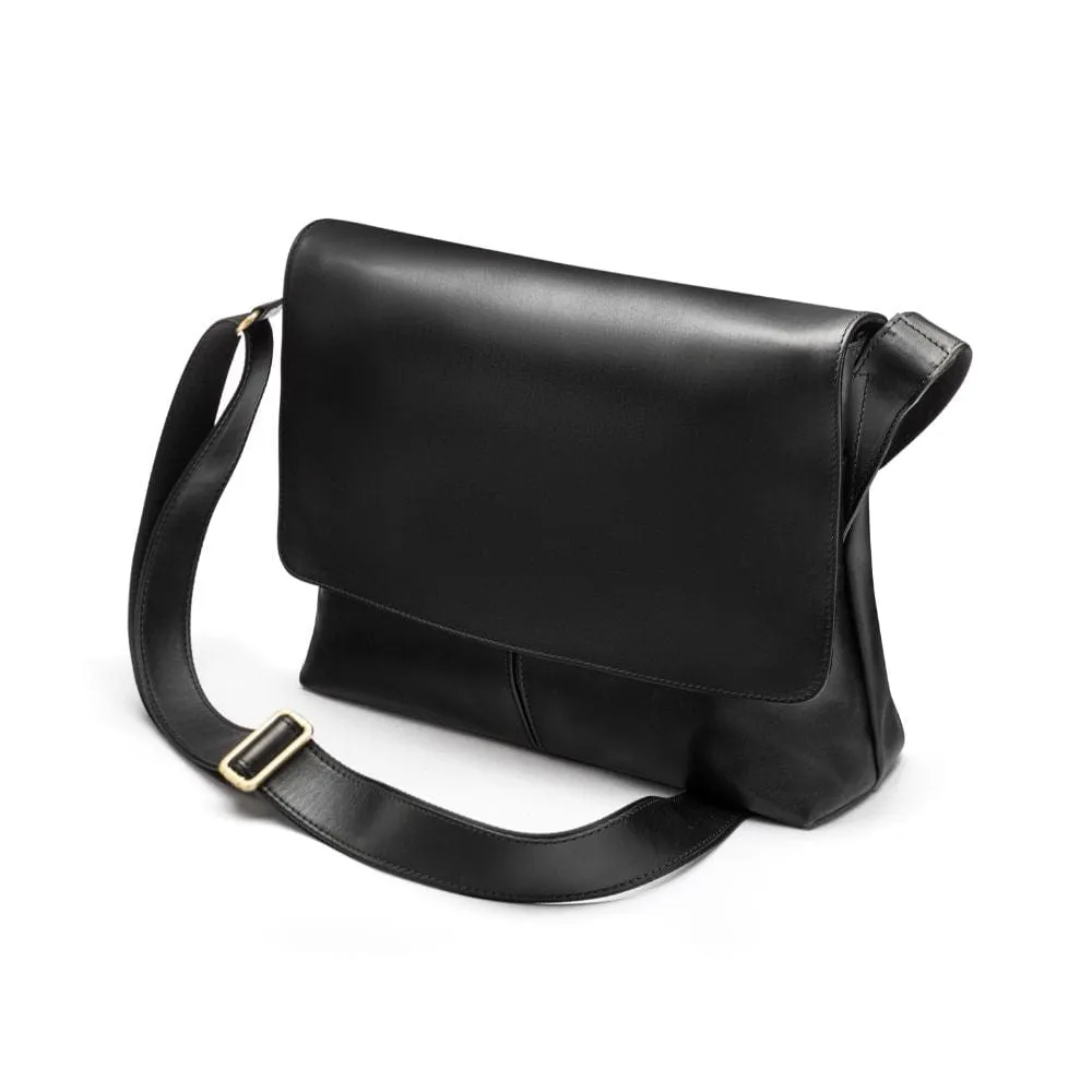 Courier's Leather Messenger Bag - Black