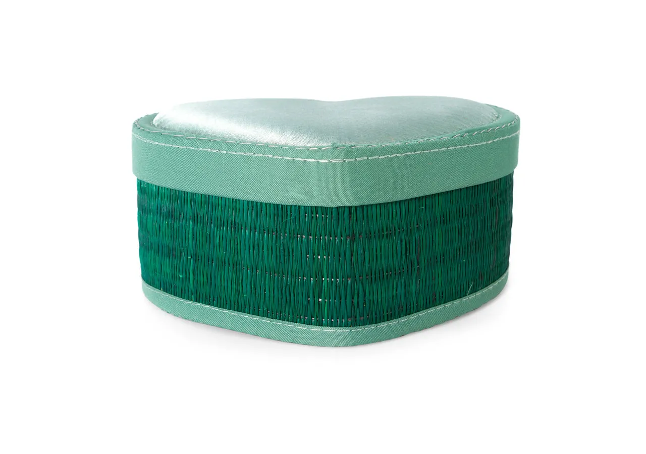 Green heart box
