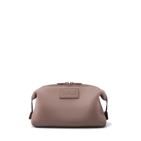 Hunter Toiletry Bag in Dune, Large